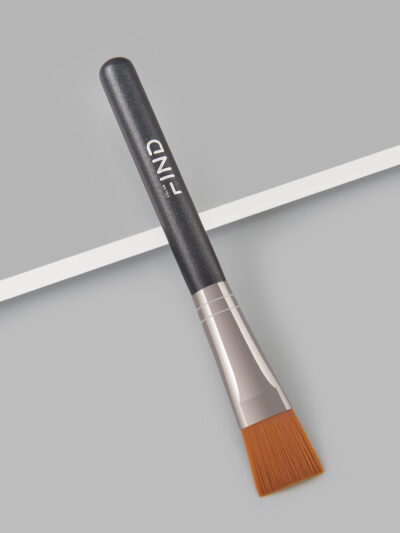 FINDCOLOR Single Black Foundation Brush