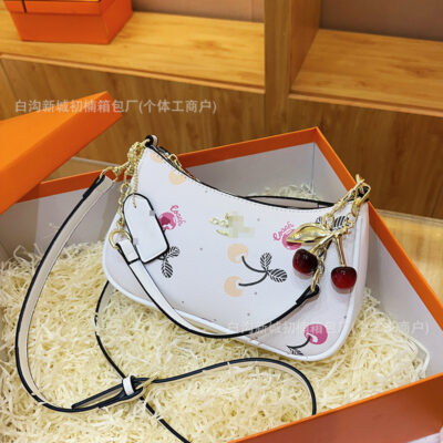 O1CN015EqB481bM9Xqwxruk_!!6000000003450-0-cib Casual Trendy Small Square Bag-5