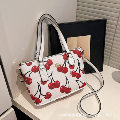 O1CN01FmOxlm1w8Vg6ekJZM_!!6000000006263-0-cib Retro Print Shoulder Bag-White with red cherry